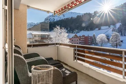 Titlis Studio Engelberg with Balcony great View in Engelberg, Schweiz