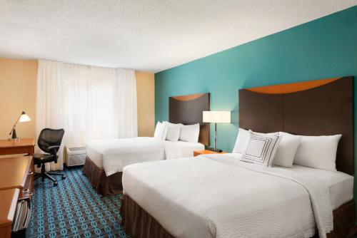 Queen Room with Two Queen Beds