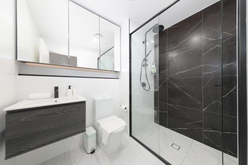 Kupaonica, Modern 2BR Free parking near Olympic park in Dundas Valley