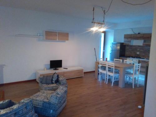 共用Lounge/電視區, La lanterna in 德利納