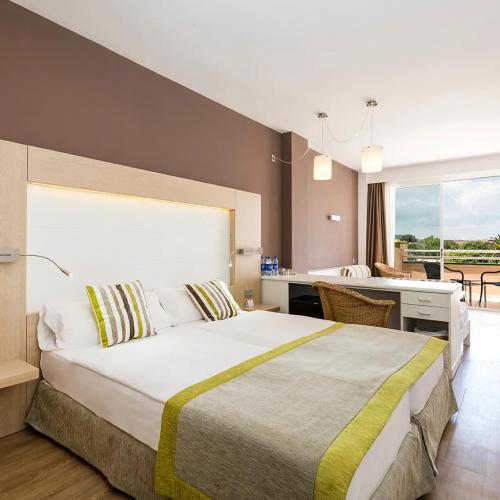 Hotel Caprice Sa Coma Park – S'Illot, NJ