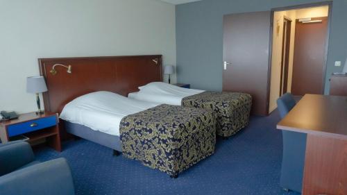 Zimmer mit 2 einzelbetten, komfort, stadtblick