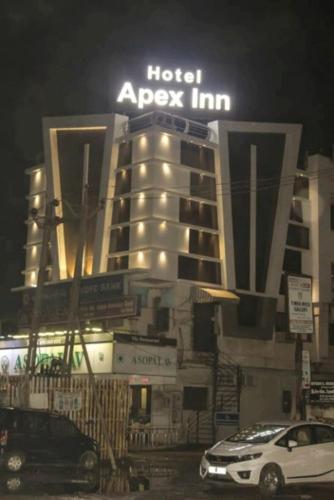 Udvendig, Hotel Apex Inn in Vapi