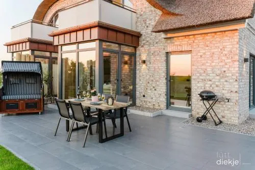 Lütt Diekje - Luxus-Haus mit Meerblick, Sauna & Kamin in Fehmarn, Deutschland