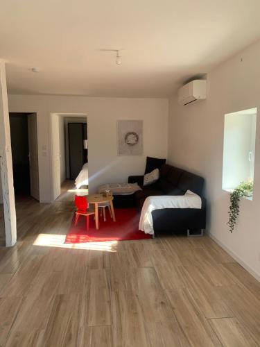 Maison à la campagne gîte à louer Taillecavat