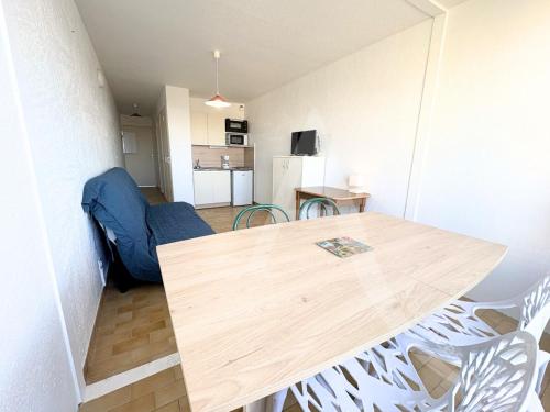 Studio avec parking et vue mer