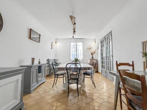 Maison familiale traditionnelle avec terrasse in Champagne (Poitou-Charentes)