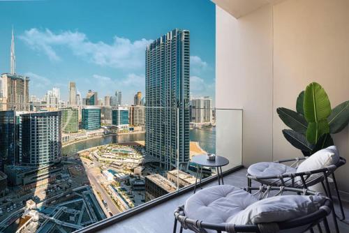 Brand New Exclusive 2BR Burj and Canal View - image 10