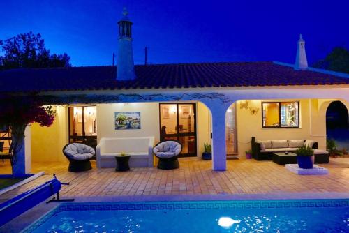 Casa Mariano Private Heated Pool With Views and AC in Paderne