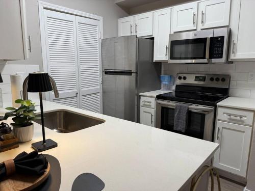 מטבח, 1 Bedroom Relaxing Home in פלנו(טי אקס)
