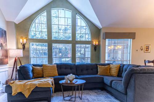 Cherry Hills Poolside Escape by StayLage in Klein