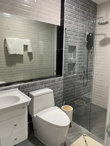 Alayah บ้านเดี่ยวสองชั้น ธาดาดิโอเอซิส in ชุมเห็ด