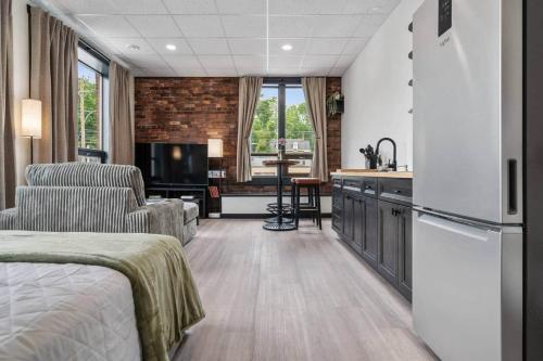 The Library @TheMillRowsSuites in New Glasgow