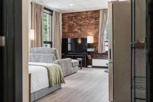 The Library @TheMillRowsSuites in New Glasgow