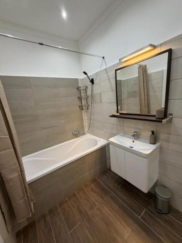 T 62 Apartament - image 12