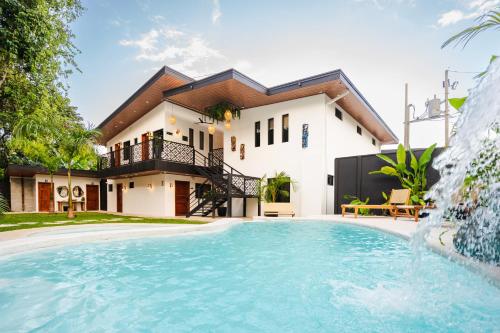 Hotelli välisilme, Bahia Selvatica Lodge in Uvita