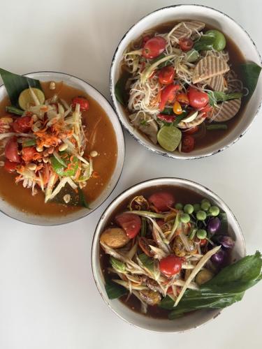 Restaurant, Tanya's Cafe & Resort in Nong Ki