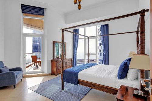 VayK - Modern 4BR in Dubai Marina with Sea View - image 11