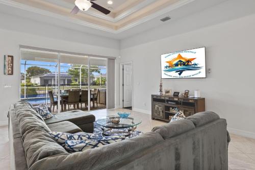 Villa Rosa by Roelens Vacations – Cape Coral