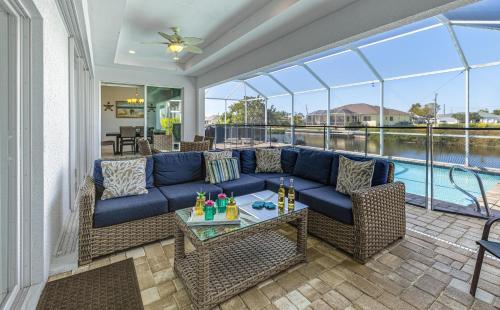 Villa Rosa by Roelens Vacations – Cape Coral