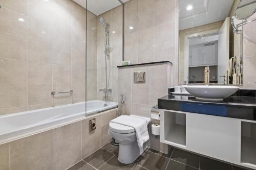 VayK - Chic Hotel Style Studio in Damac Hills - image 2