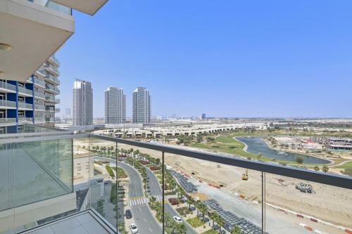 VayK - Chic Hotel Style Studio in Damac Hills - image 3