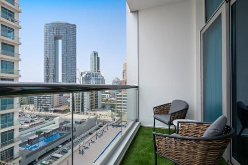 VayK - Renovated 1BR in Dubai Marina - image 11