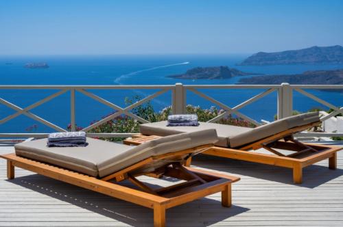 A környék, Santo Blue Santorini Caldera View Luxury Houses in Megalochori