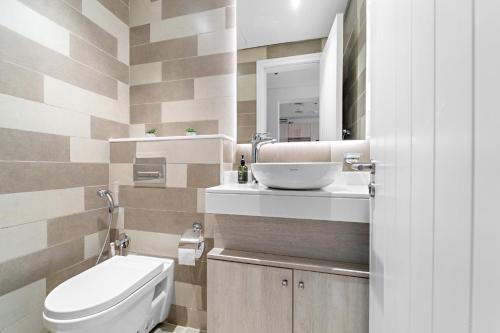 VayK - Great 1BR with Beach Access - image 12