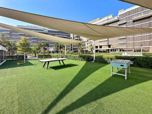 Upscale 1BR with Beach Access on Palm Jumeirah - image 13