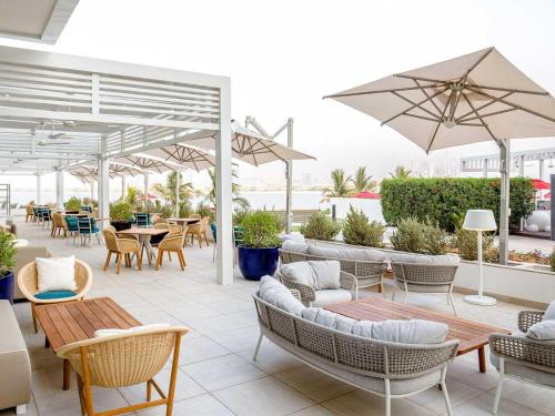 Upscale 1BR with Beach Access on Palm Jumeirah - image 3