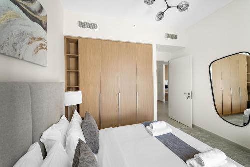 VayK - Modern 1BR Getaway in Creek Harbour - image 9