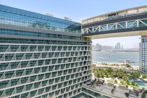 VayK - Modern 1BR on Palm Jumeirah - image 4