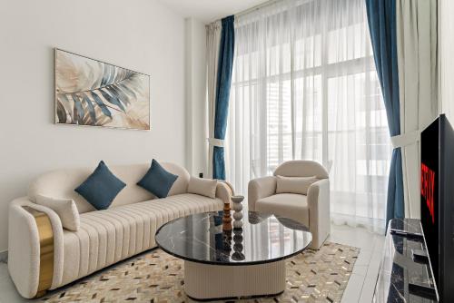 VayK - Spacious 2BR with Private Pool in Science Park - image 7