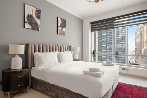 VayK - Luxe 2BR with Stunning Marina Views - image 10