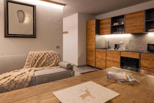 2 bedrooms, 4 beds