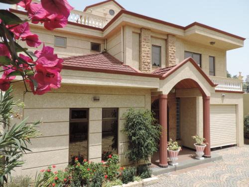 Entrada, Asimba Guest House in Mekelle