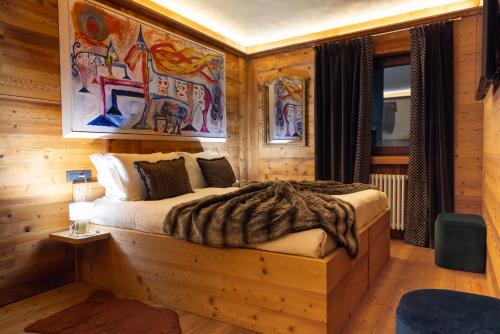 1 queen bed, 1 sofa bed