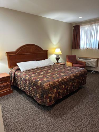 The Rushford Inn