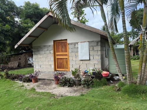 Fireworks bungalows in Isaka