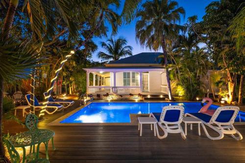 Papa's Hideaway - image 2