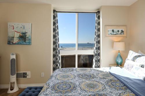 Oceanside Beach Condos in Oceanside, USA