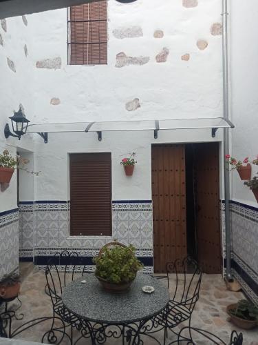 Iekārtas, Casa de los Abuelos in Cardena