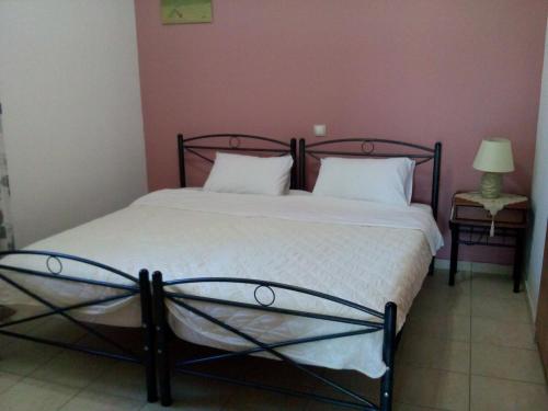 Natura Apartment in Psathaki