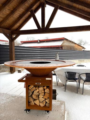 American Style Vacation Home in Varatec