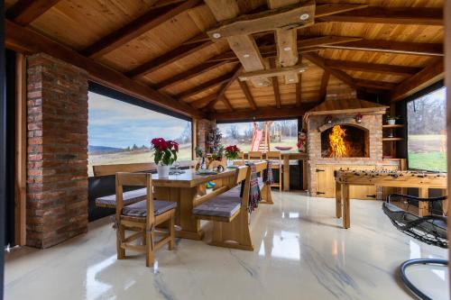 Family Oasis, Plaški (Family Oasis, Plaski) in Plaski
