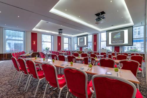 Hotel St.Gotthard - image 2