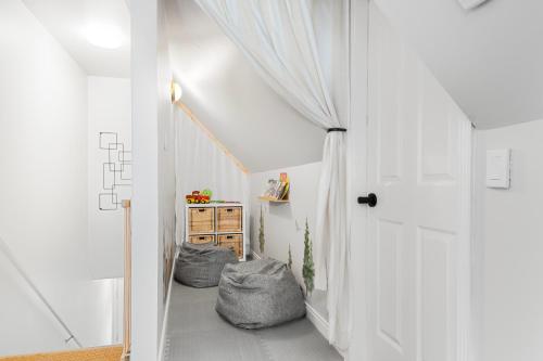 Faciliteiten, The Loft at Marble Place a Cozy Family Retreat in Courtenay (BC)