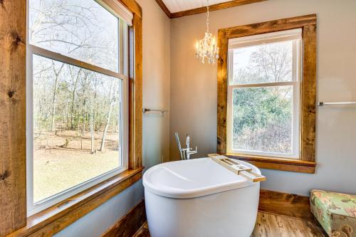Historic Farmhouse: Memorable Moments Near Clemson in Westminster (SC)