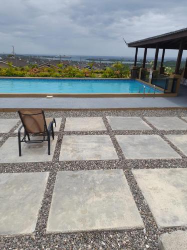 泳池, Serene Hideaway Guesthouse in Gated Stonebrook Manor in 卡羅泉